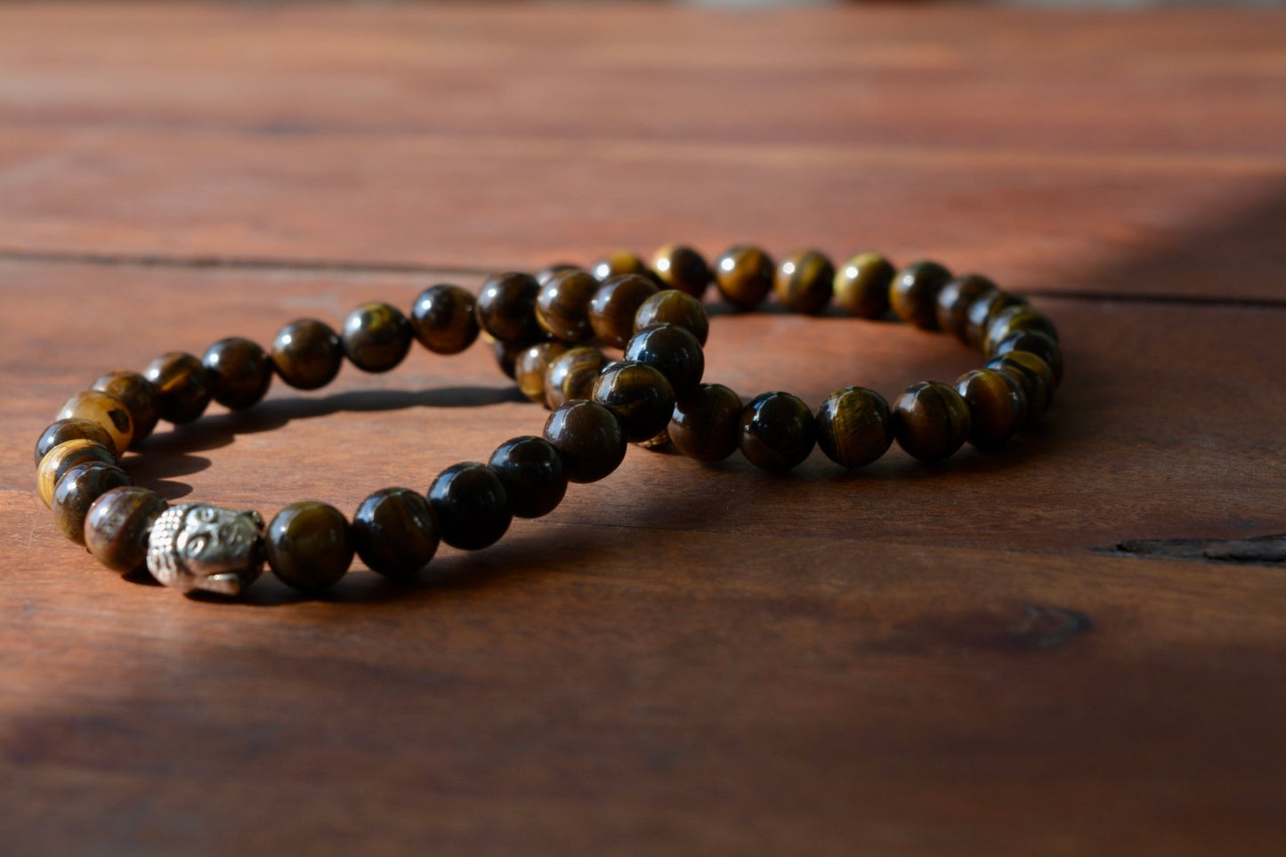 The Golden Gaze - Tiger Eye Bracelet - Ninaad
