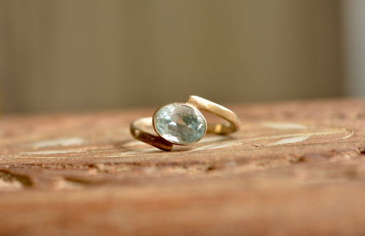 The Nebula - Blue Topaz Silver Ring - Ninaad